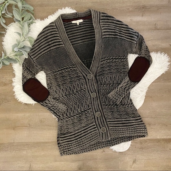 Gilded Intent Buckle Cardigan Elbow Patches - Picture 4 of 14